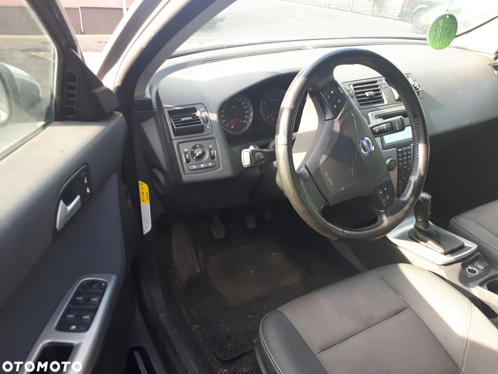 VOLVO V50 04-07 1.8 16V WENTYLATOR DMUCHAWA - 3