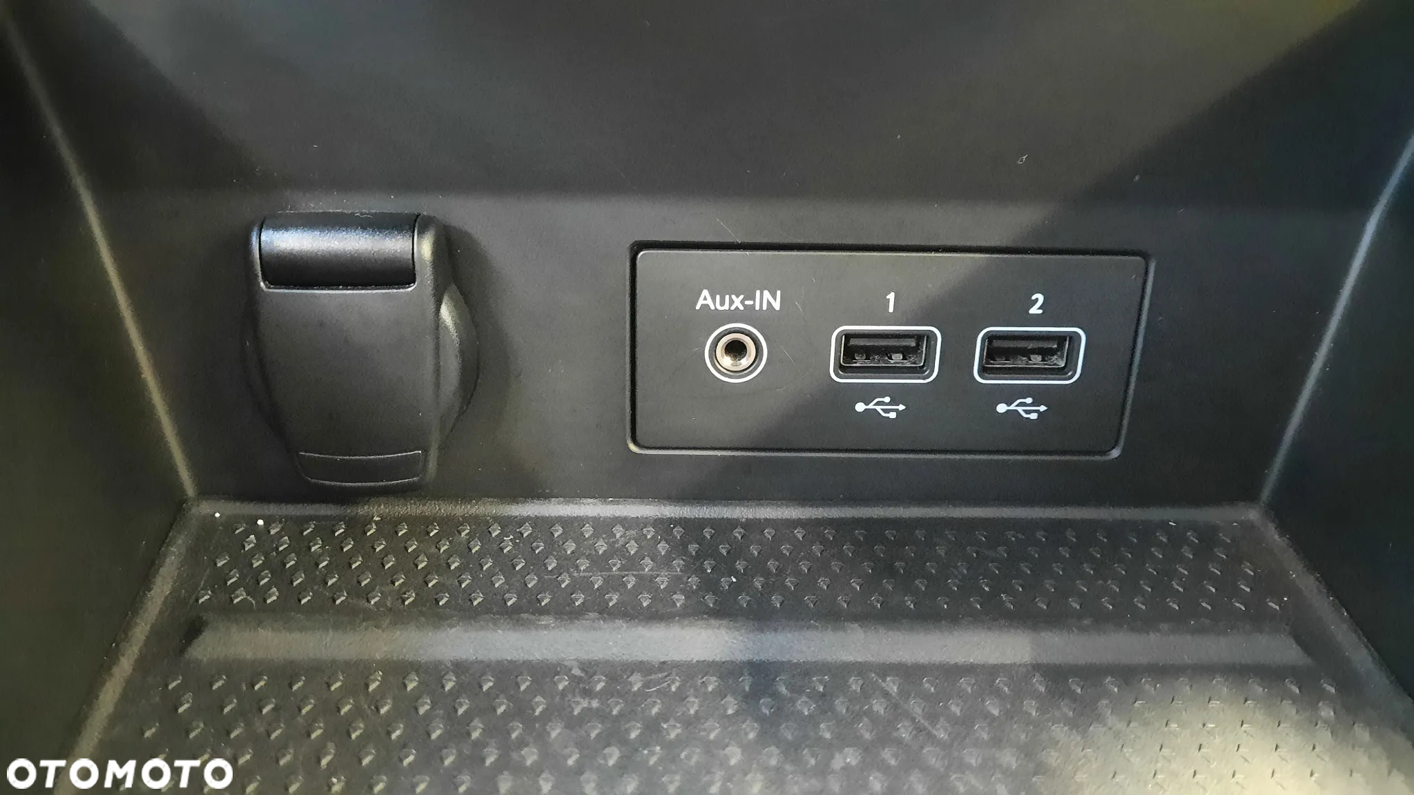 Renault Captur - 21