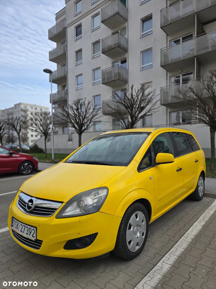 Opel Zafira 1.9 CDTI Cosmo - 26