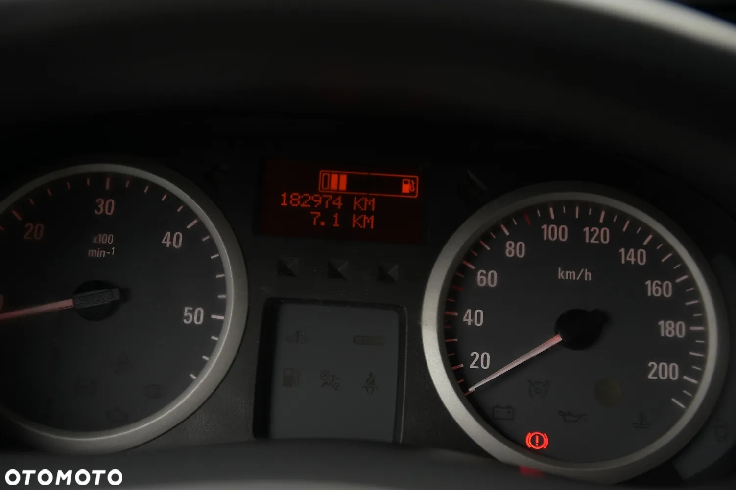 Opel Vivaro L1H1 Tour Cosmo - 30