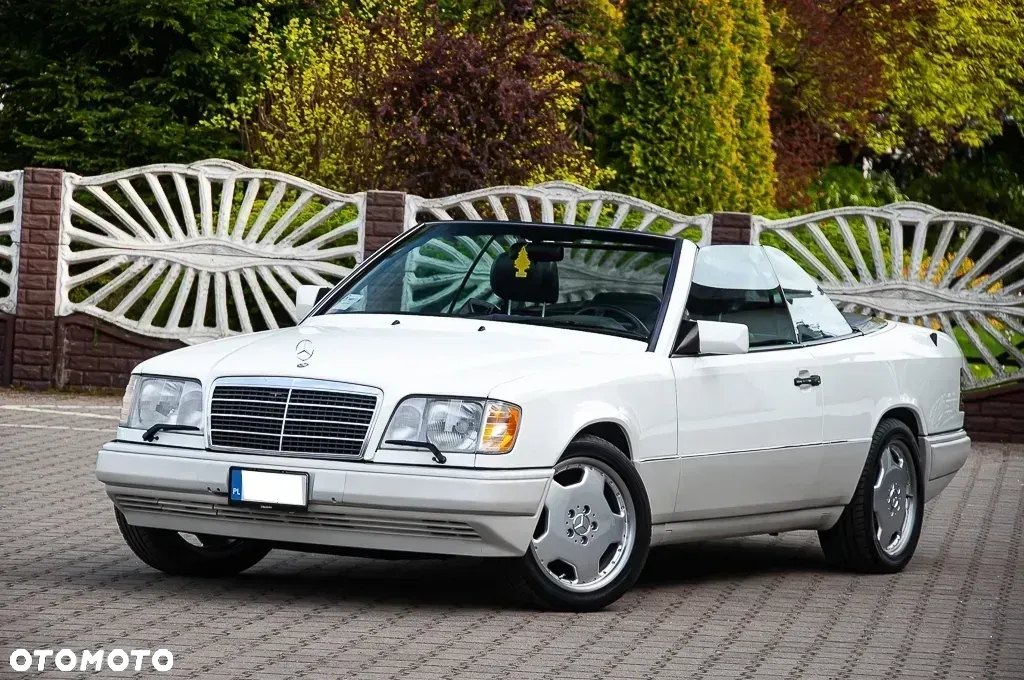 Mercedes-Benz Klasa E 320 - 9