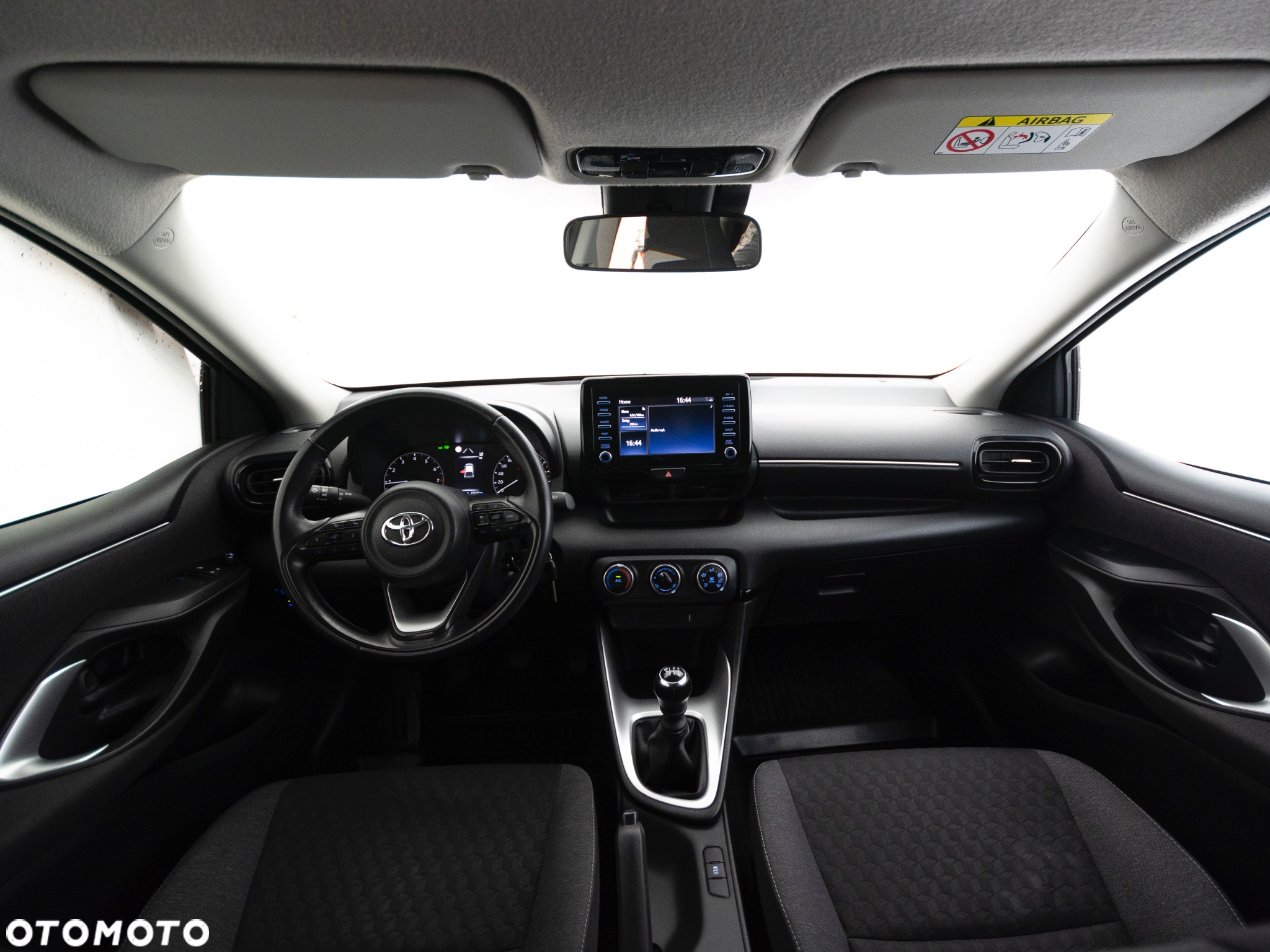 Toyota Yaris 1.5 Comfort - 8