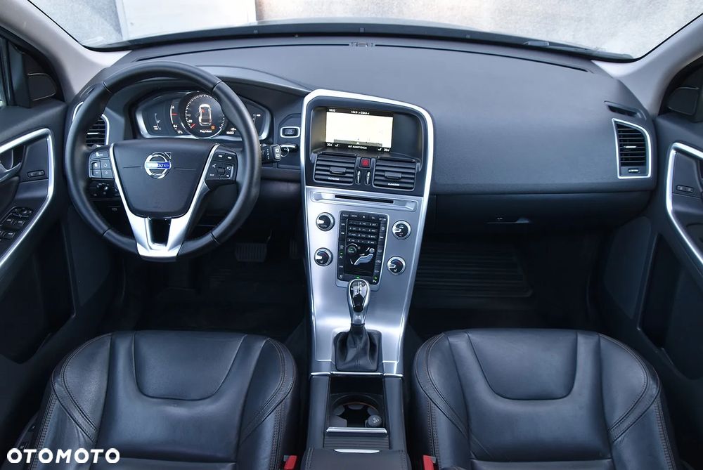 Volvo XC 60 D4 Geartronic Summum - 28