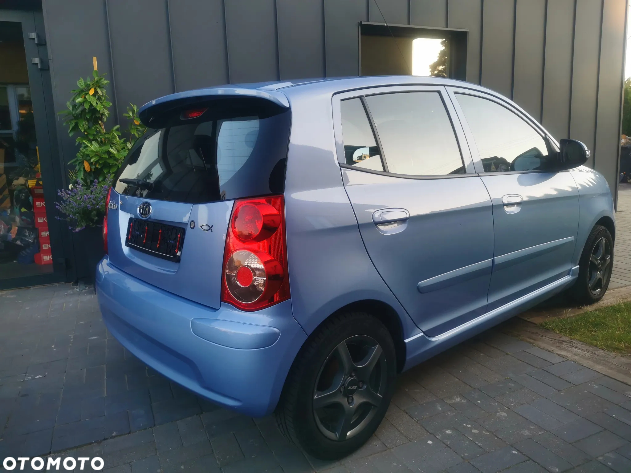 Kia Picanto 1.1 Summer + - 3