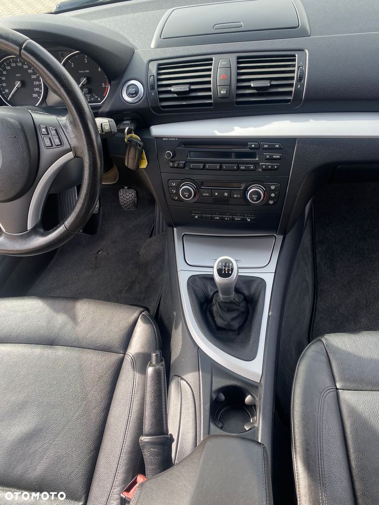 BMW Seria 1 - 15
