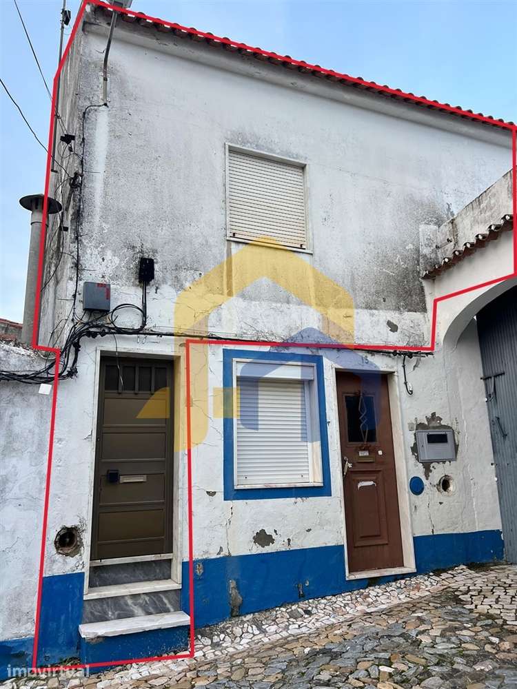 Apartamento T2+1 com Sotão Aproveitado , em Estremoz - Grande imagem: 2/13