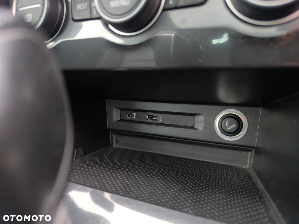 Volkswagen Tiguan 2.0 TSI 4Motion DSG Sport & Style - 35