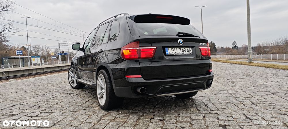 BMW X5 xDrive35i - 12