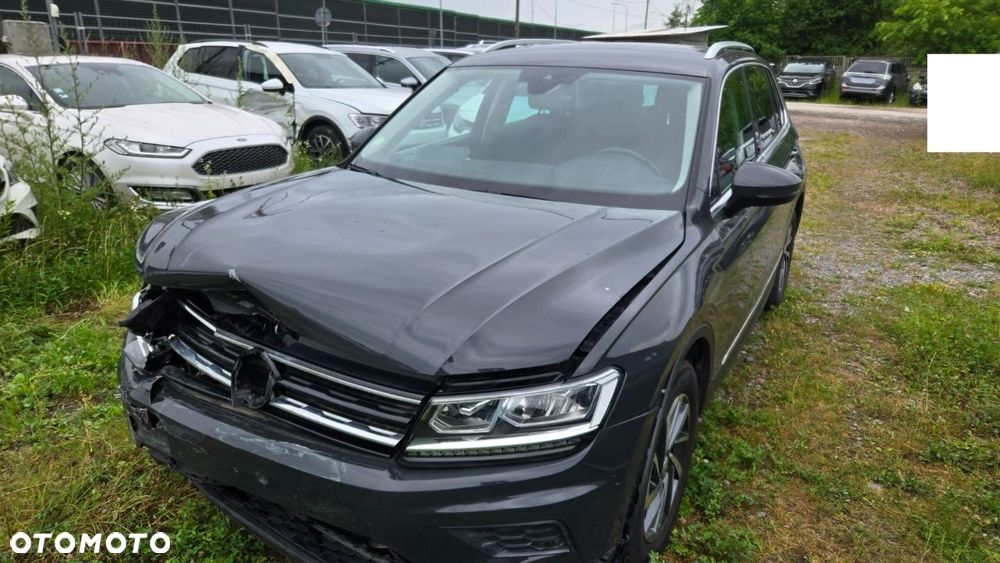 Volkswagen Tiguan - 8