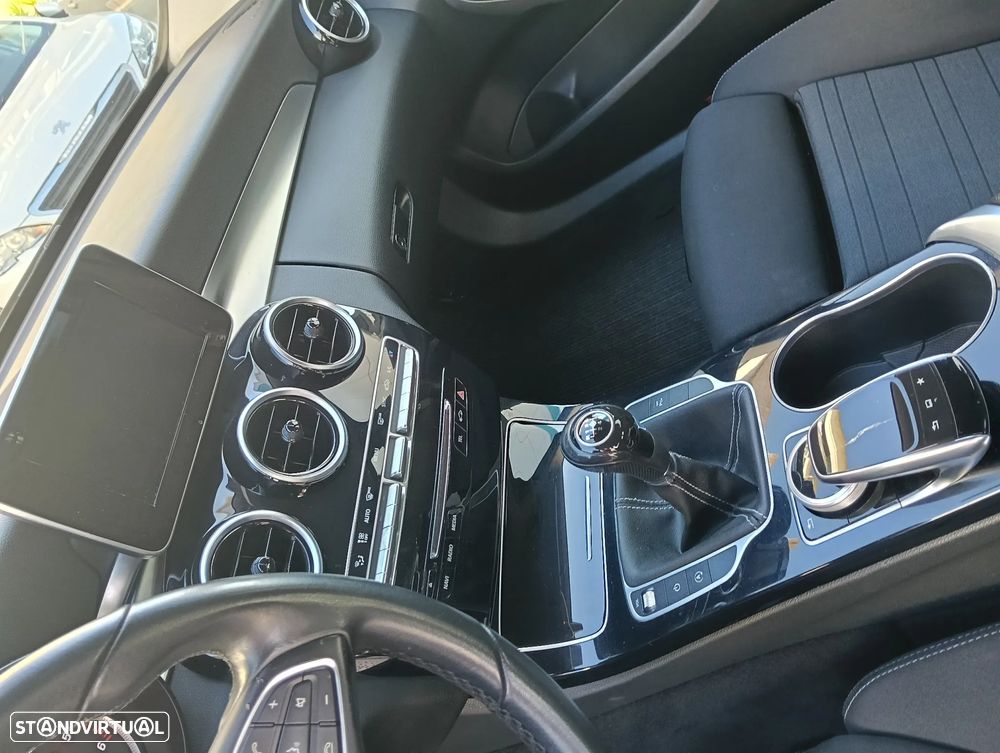 Mercedes-Benz C 200 - 10