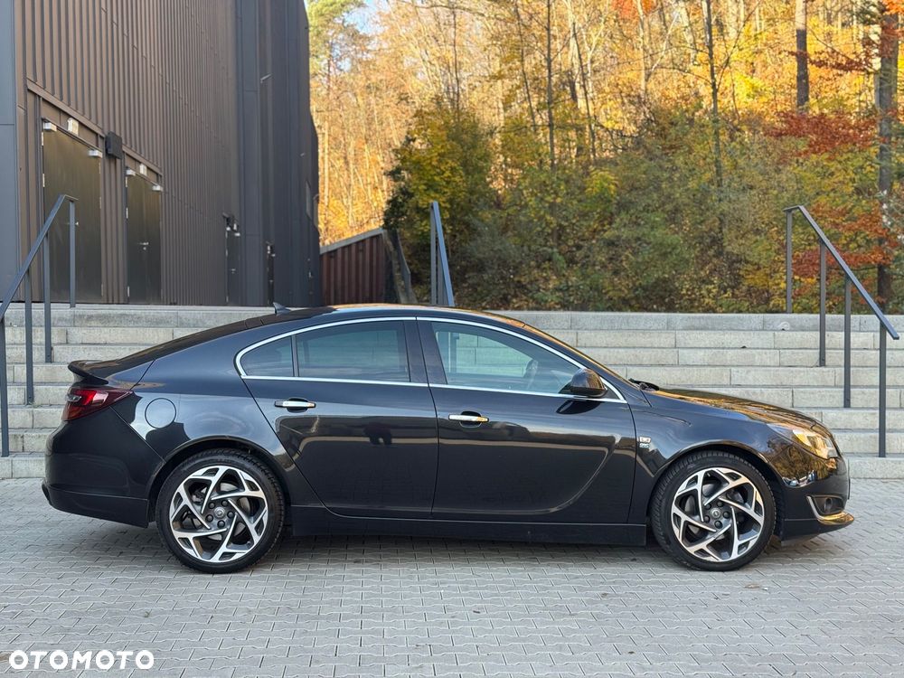 Opel Insignia - 10