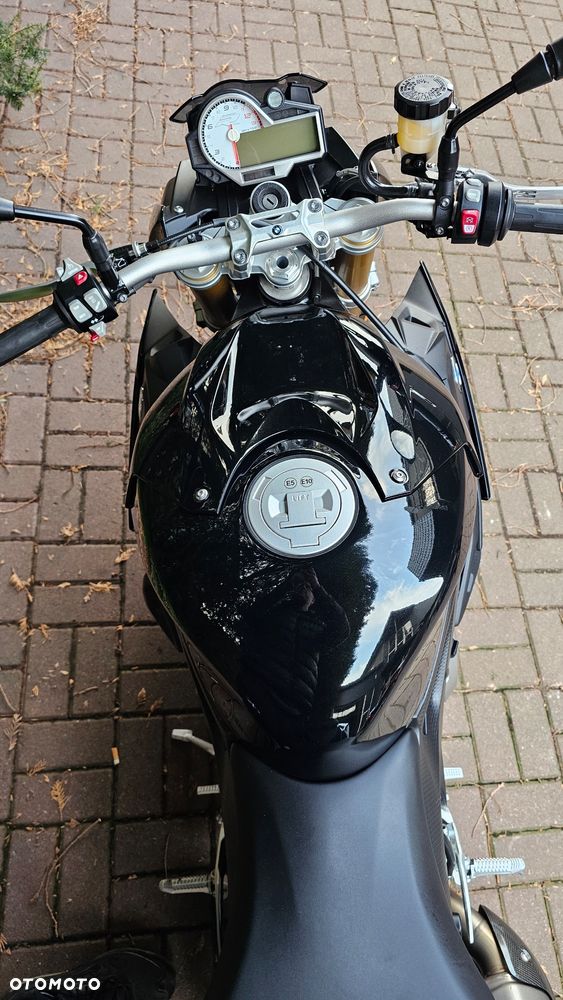 BMW S - 20