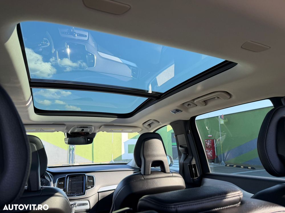 Volvo XC 90 T6 AWD Momentum - 28