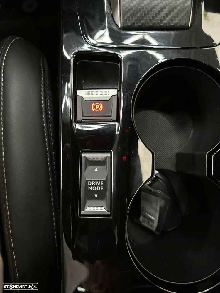 Peugeot e-2008 GT Pack - 38