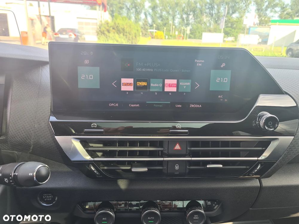 Citroën C4 EV136 50kWh Shine - 23