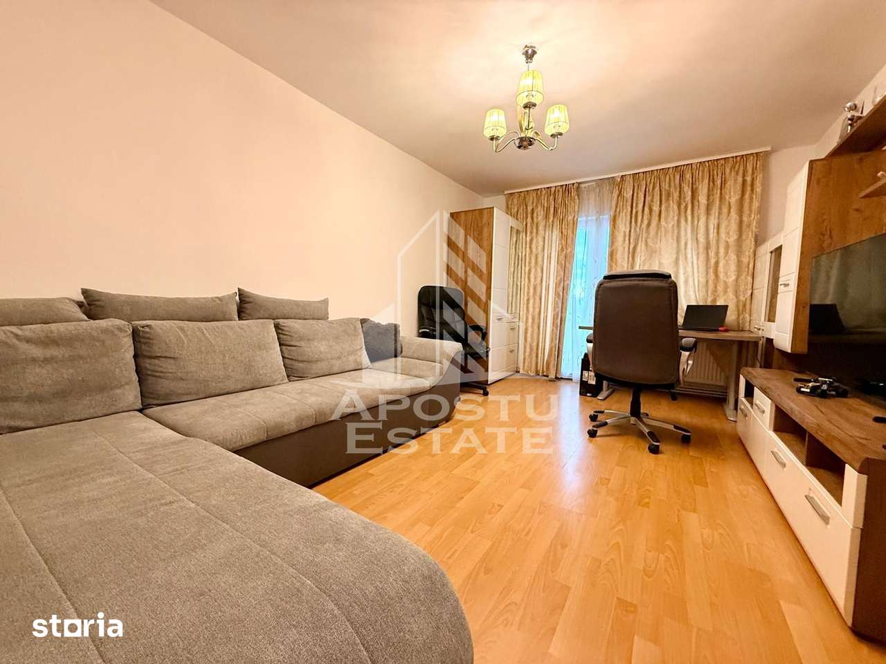 Apartament cu 3 camere, de vanzare, Zona Lipovei, Timisoara — fotografia 1