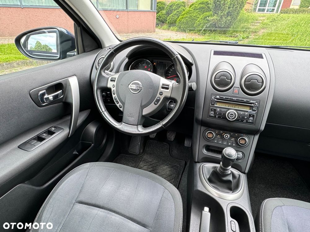 Nissan Qashqai 2.0 dCi DPF tekna - 21