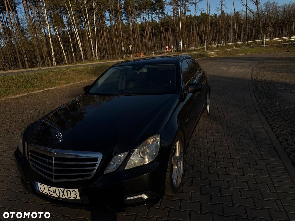 Mercedes-Benz Klasa E 220 CDI DPF BlueEFFICIENCY Automatik Avantgarde - 1