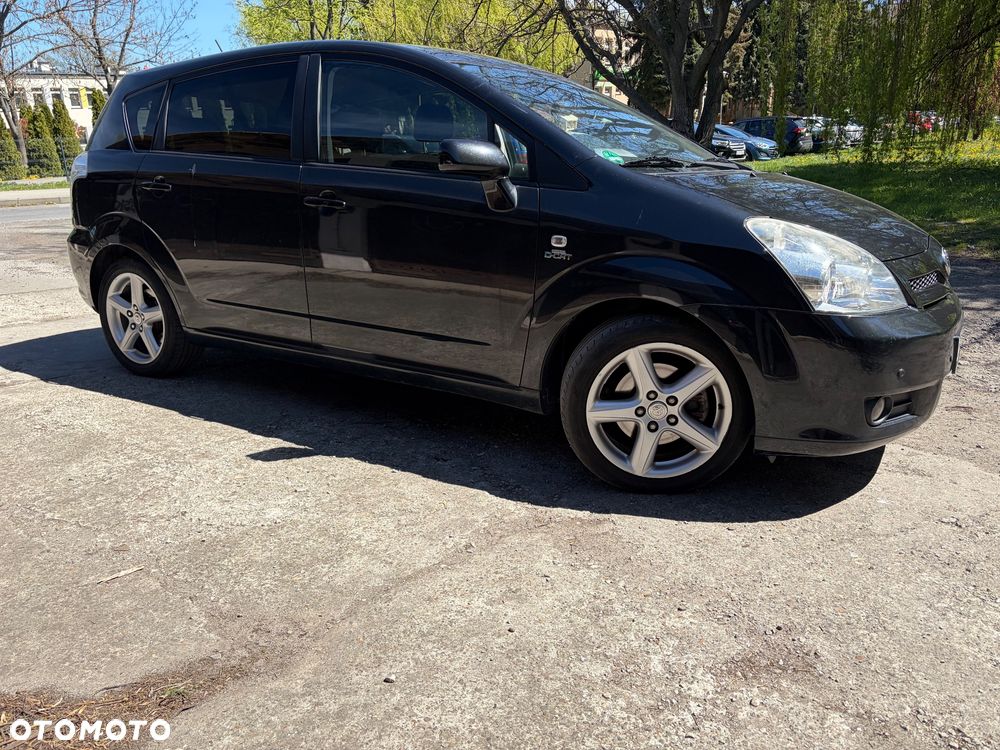 Toyota Corolla Verso 2.2 D-CAT Executive - 4