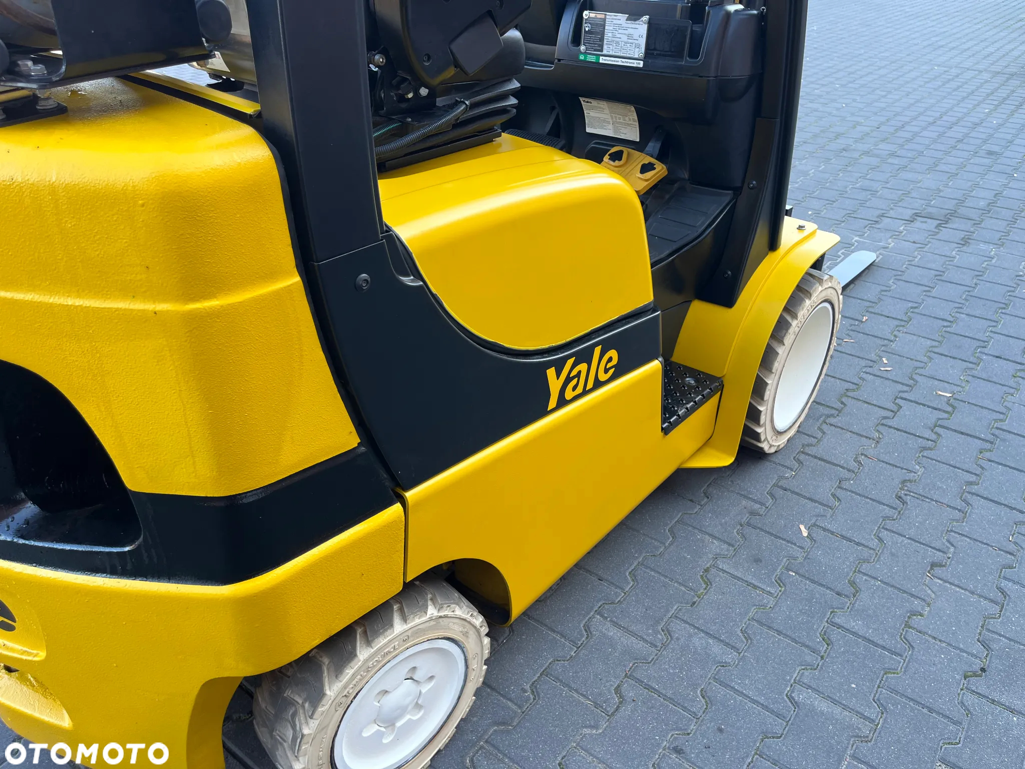 Yale GLC25VX - 19