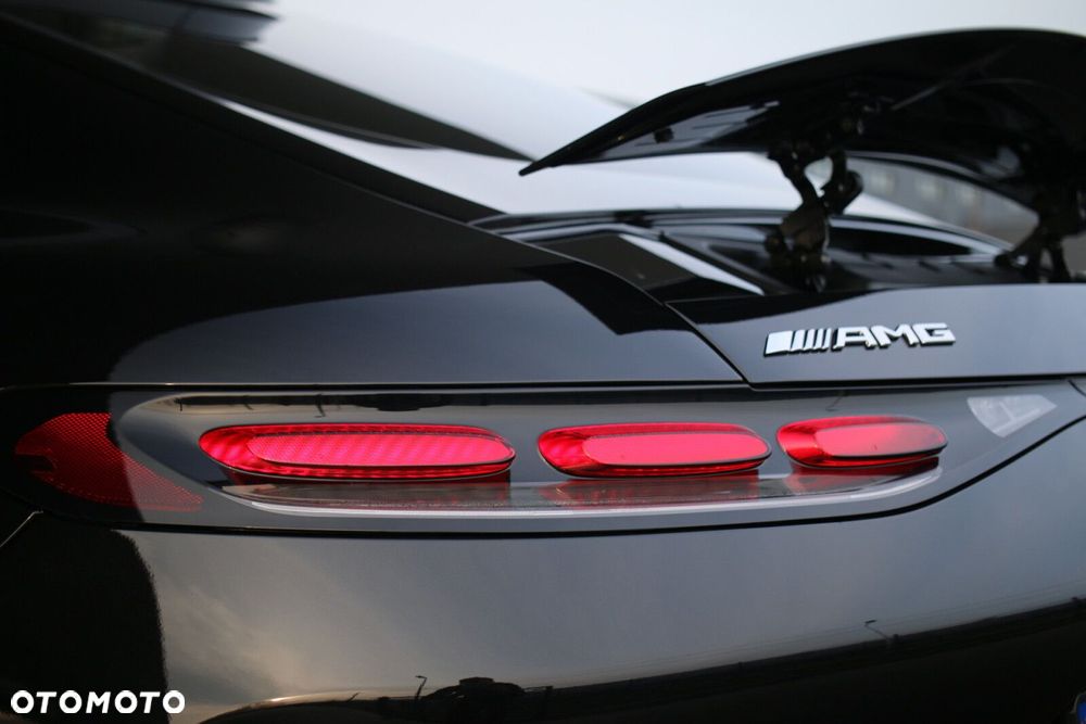 Mercedes-Benz AMG GT - 16