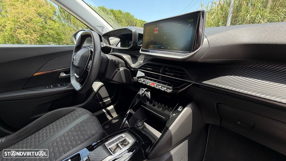 Peugeot e-2008 - 33