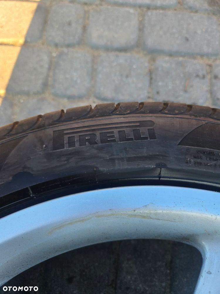 OPONY PIRELLI POWERGY 245 40 18 LATO - 2