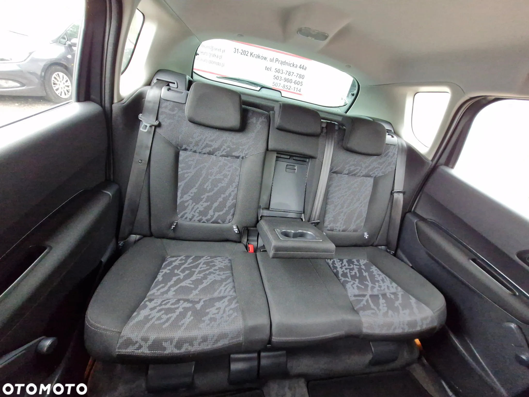 Peugeot 3008 1.6 HDi Trendy - 19