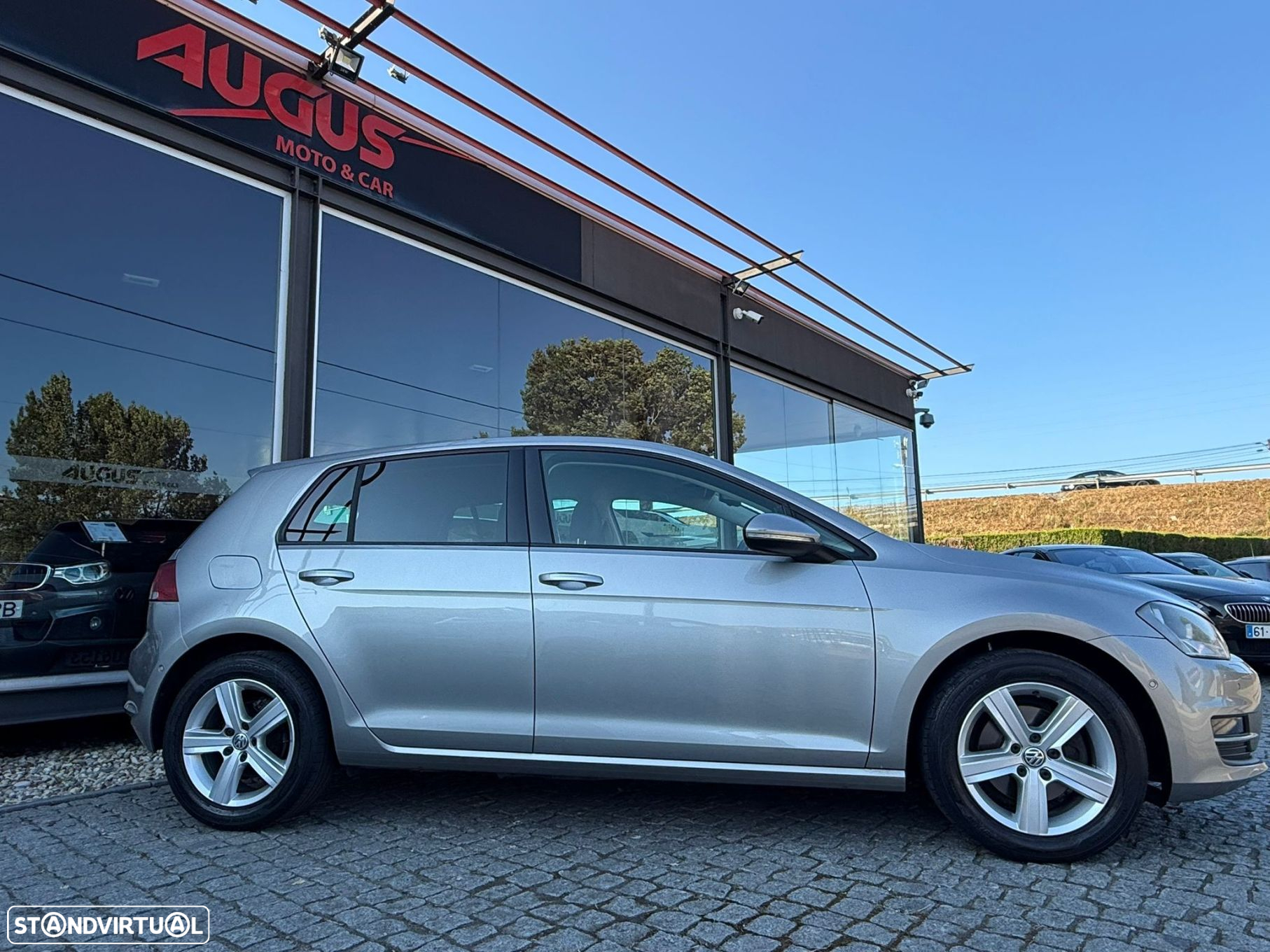 VW Golf 1.2 TSi BlueMotion Comfortline - 2
