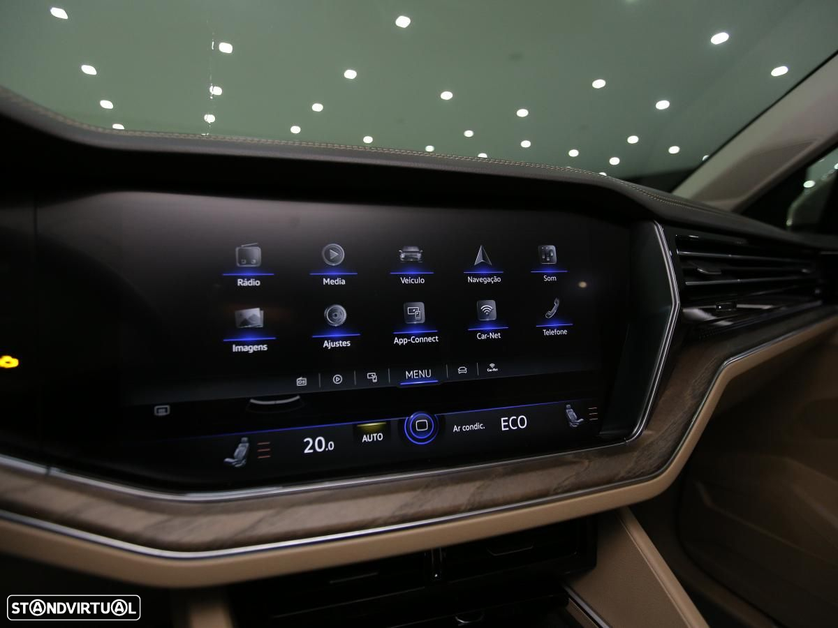 VW Touareg 3.0 TDI V6 Elegance Plus - 17