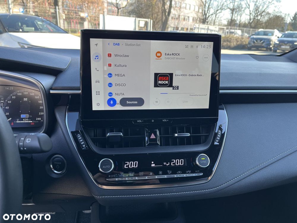 Toyota Corolla 1.8 Hybrid Comfort - 17