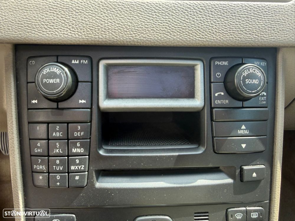 Volvo XC 90 2.4 D5 7L Nivel 2 Auto. - 28