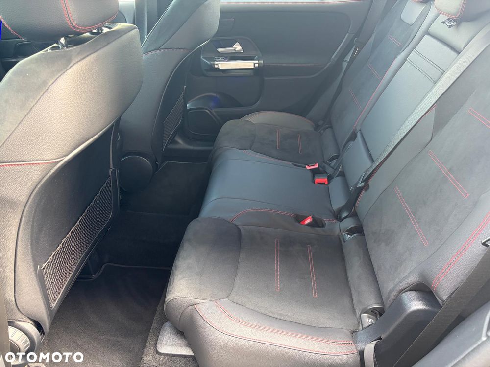 Mercedes-Benz GLB 220 d 4-Matic AMG Line 8G-DCT - 19