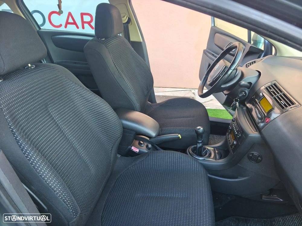 Citroën C4 1.6 HDi VTR Pack - 10