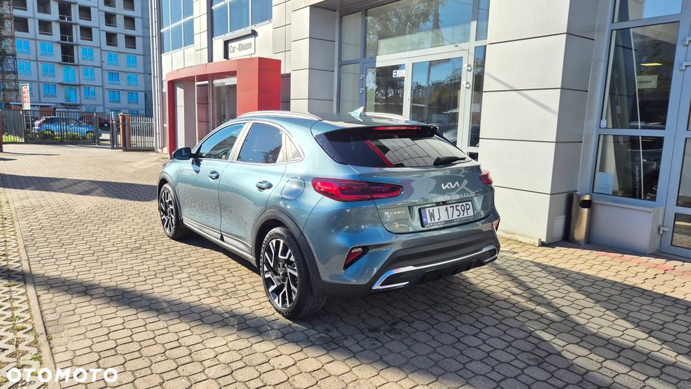 Kia XCeed 1.5 T-GDI M - 8