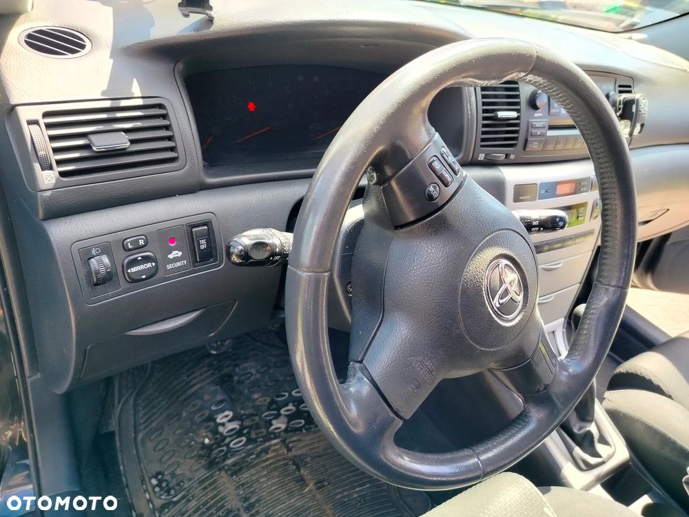 Toyota Corolla 1.4 D-4D Sol - 6