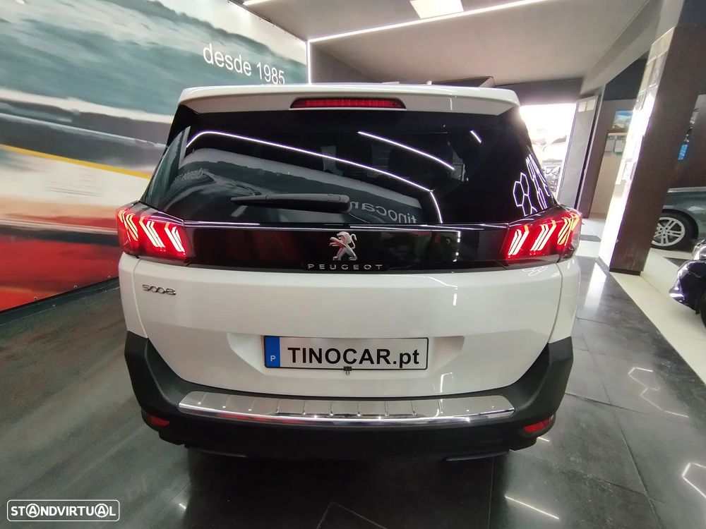 Peugeot 5008 1.2 PureTech Allure EAT8 - 6