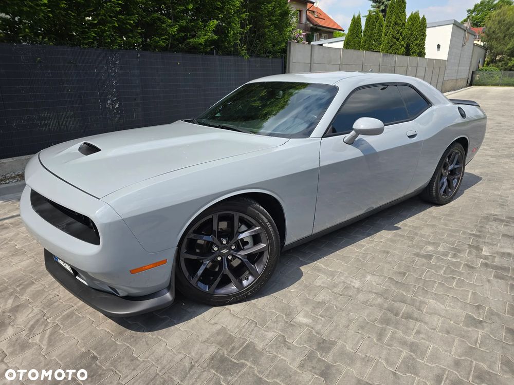 Dodge Challenger - 13