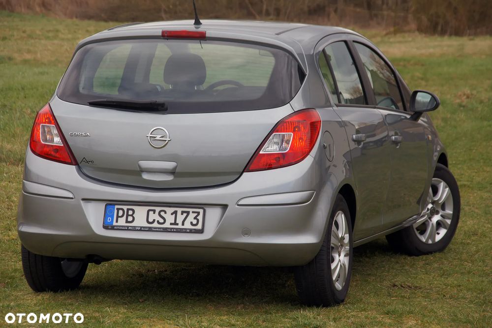 Opel Corsa 1.2 16V EcoFLEX Easytronic 150 Jahre - 4