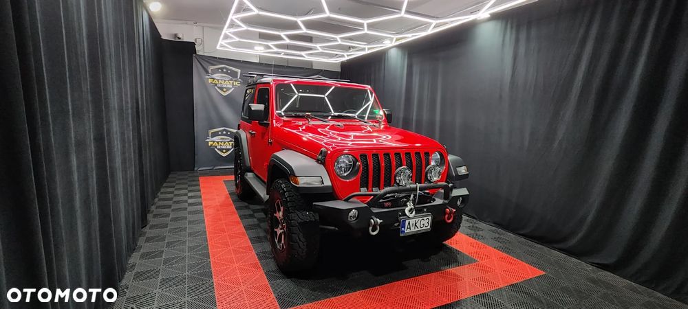 Jeep Wrangler - 2