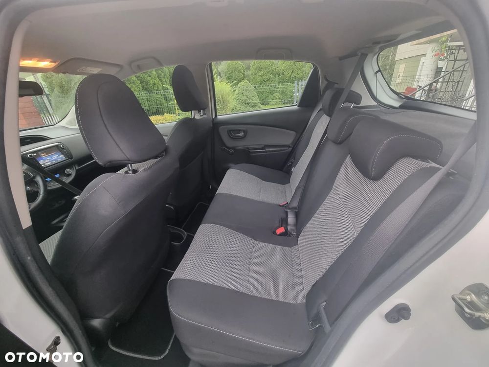 Toyota Yaris 1.5 VVT-i Comfort - 27