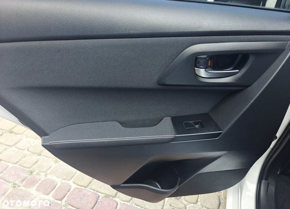 Toyota Auris - 24