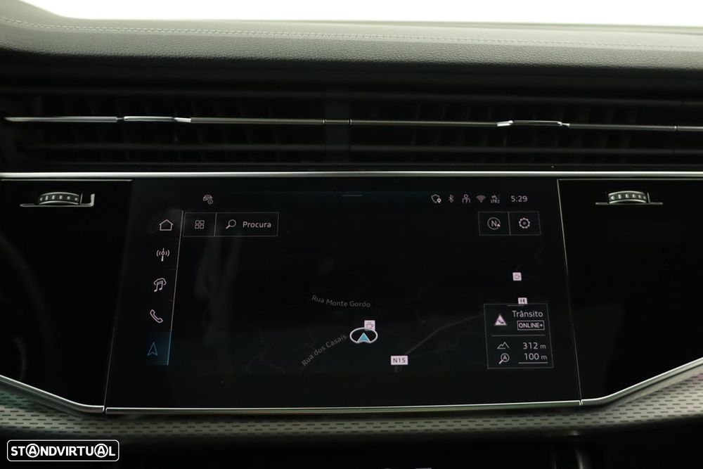 Audi Q8 55 TFSIe quattro Tiptronic - 12