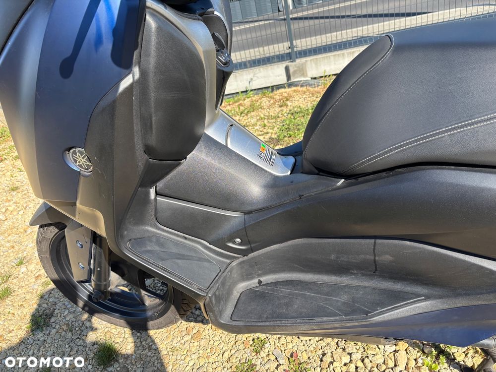 Yamaha X-max - 8