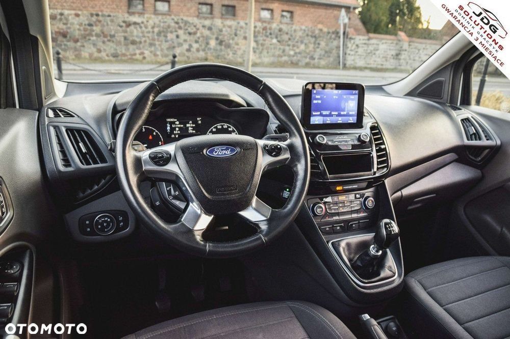 Ford Tourneo Connect - 20