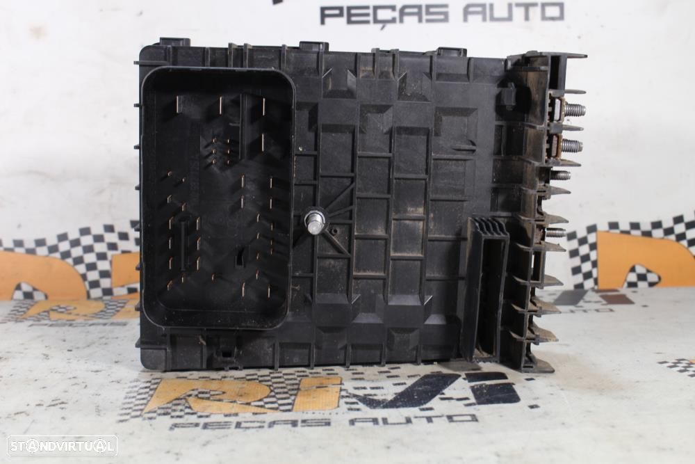 Caixa De Fusíveis Seat Leon (1P1)  1K0937125a / 1K0 937 125 A - 3