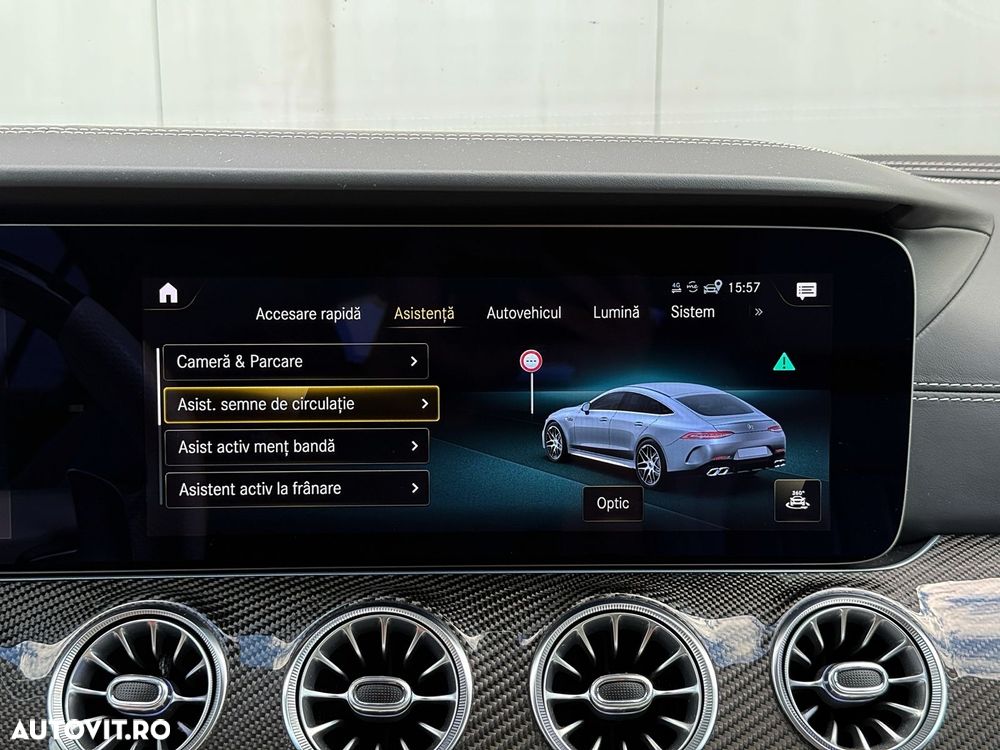 Mercedes-Benz AMG GT-S - 23