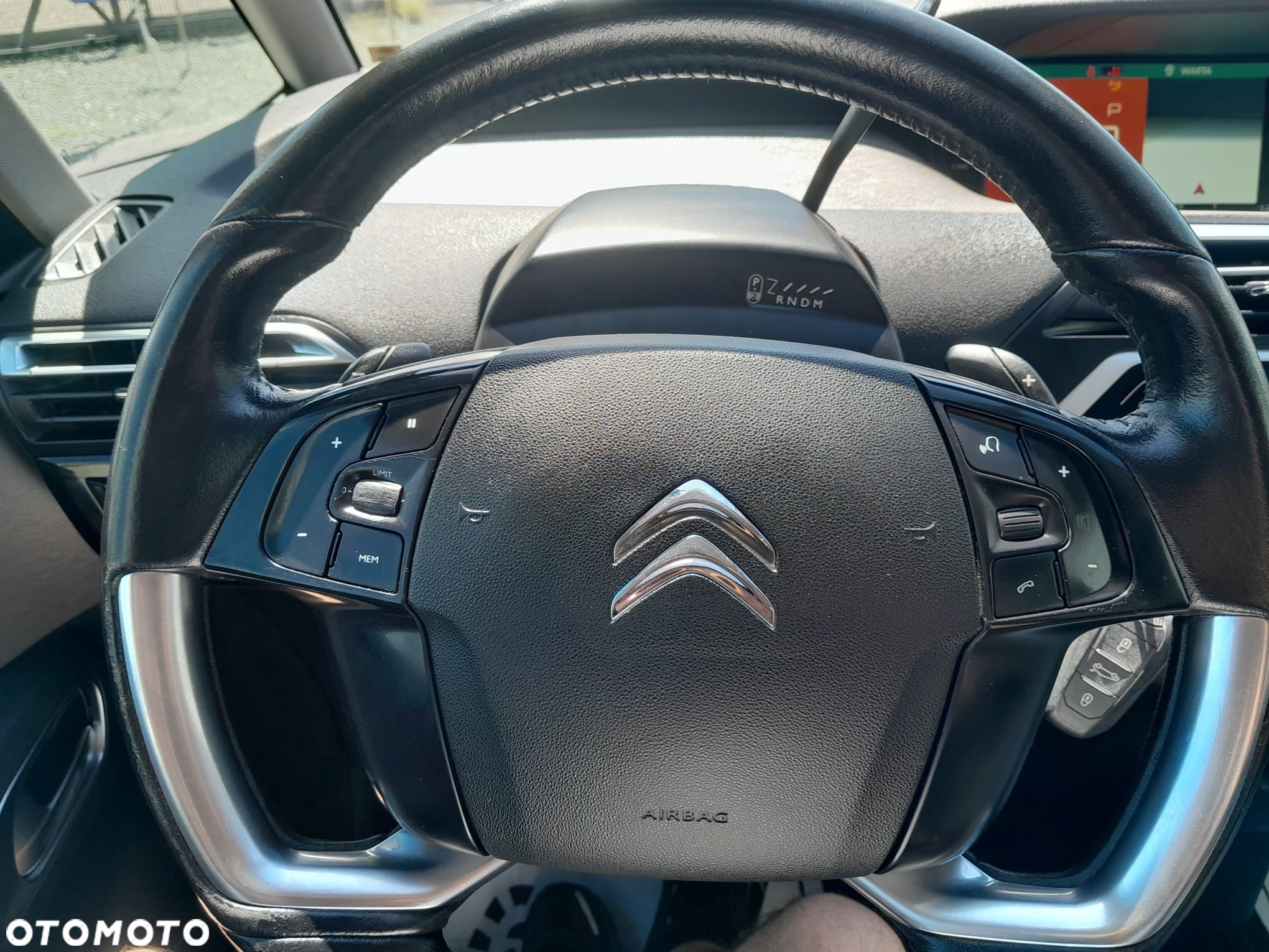 Citroën C4 Grand Picasso BlueHDi 120 EAT6 Exclusive - 19