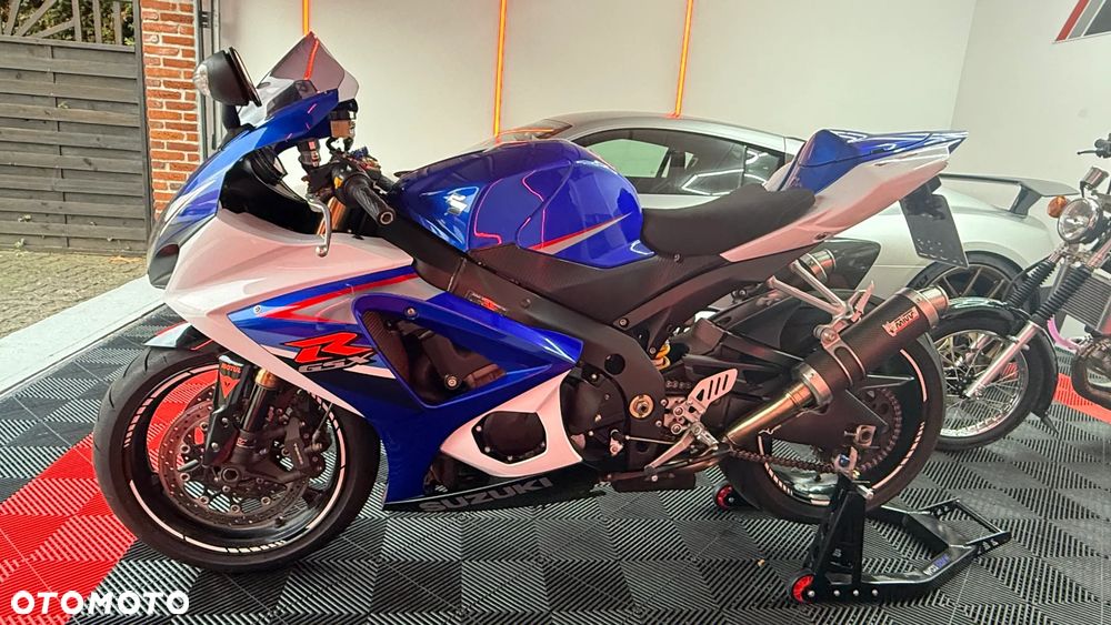 Suzuki GSX-R - 3
