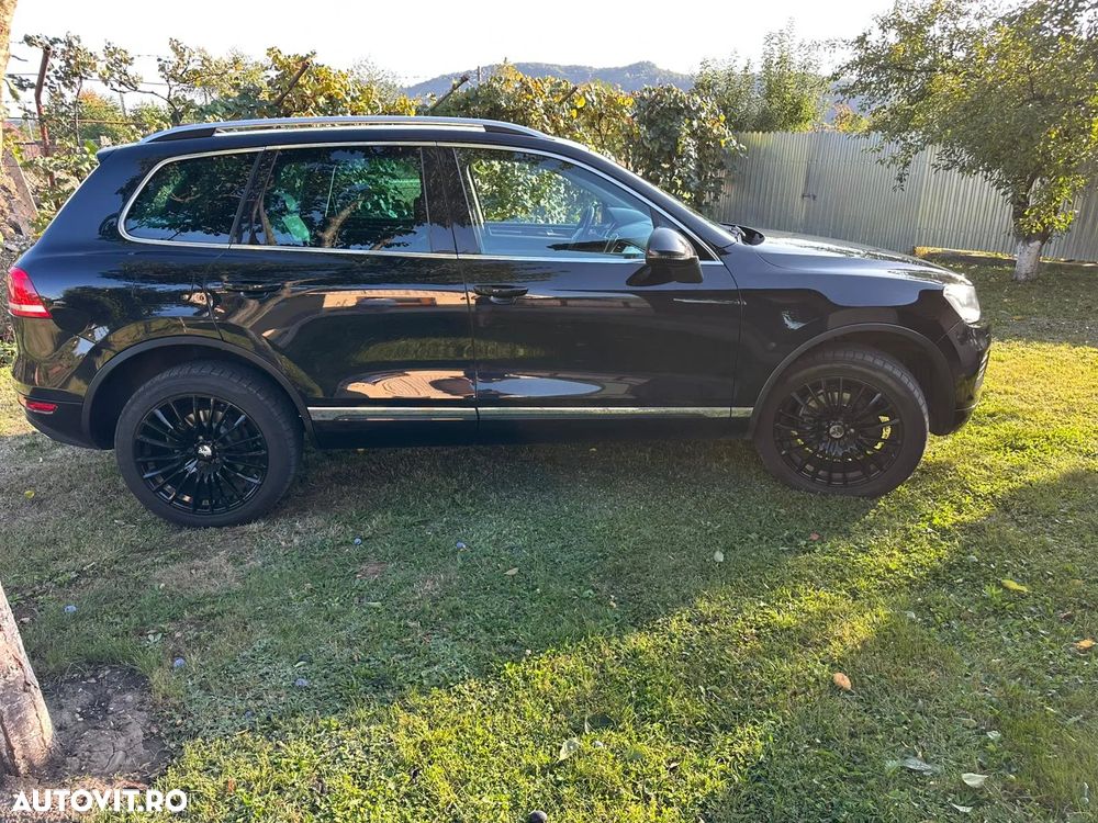 Volkswagen Touareg - 11